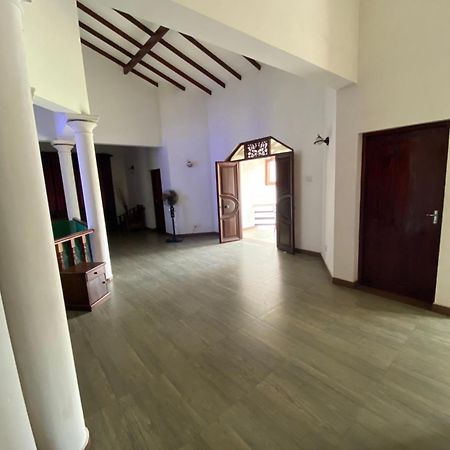 The Serene House Negombo Exterior foto