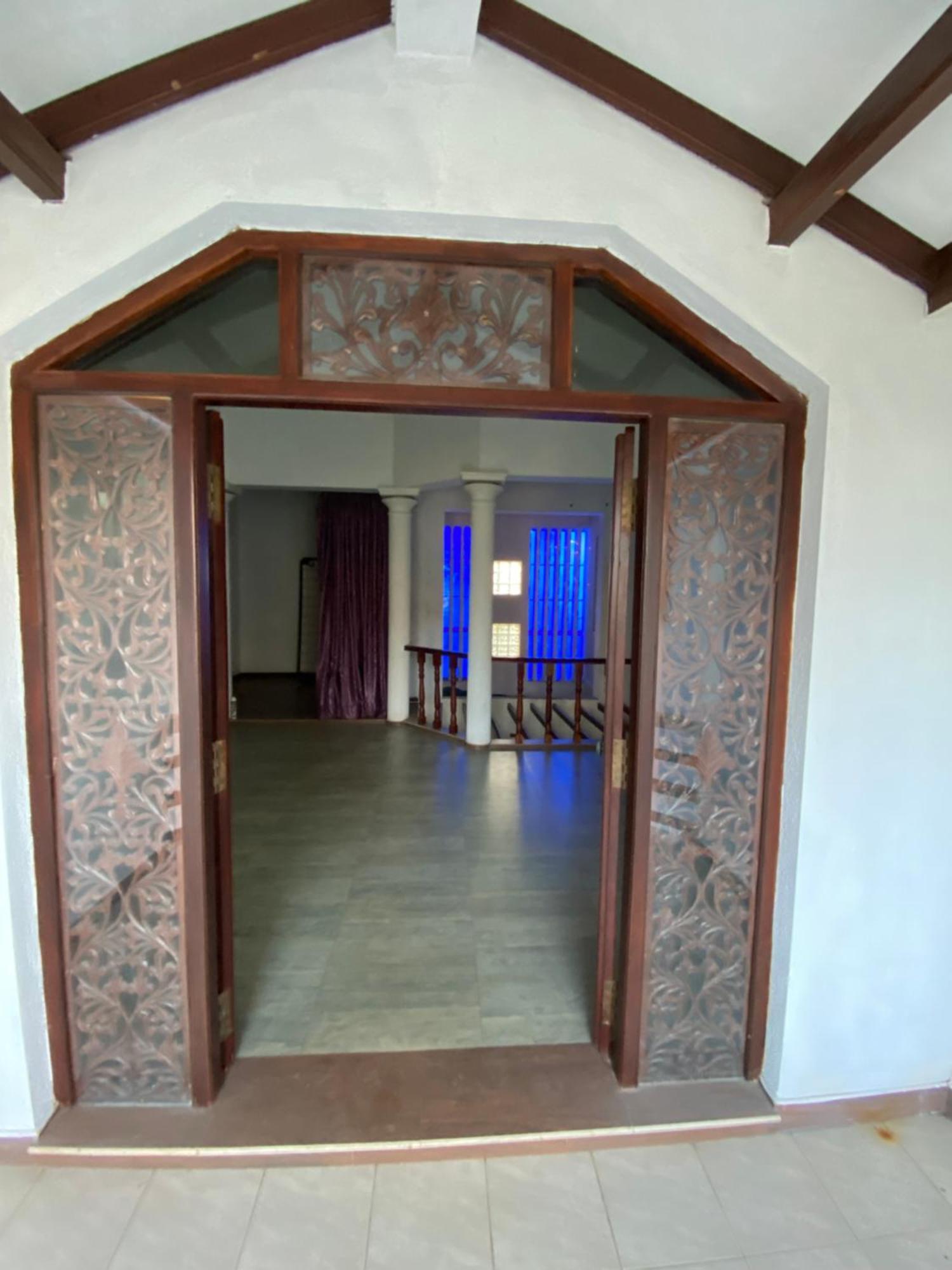 The Serene House Negombo Exterior foto